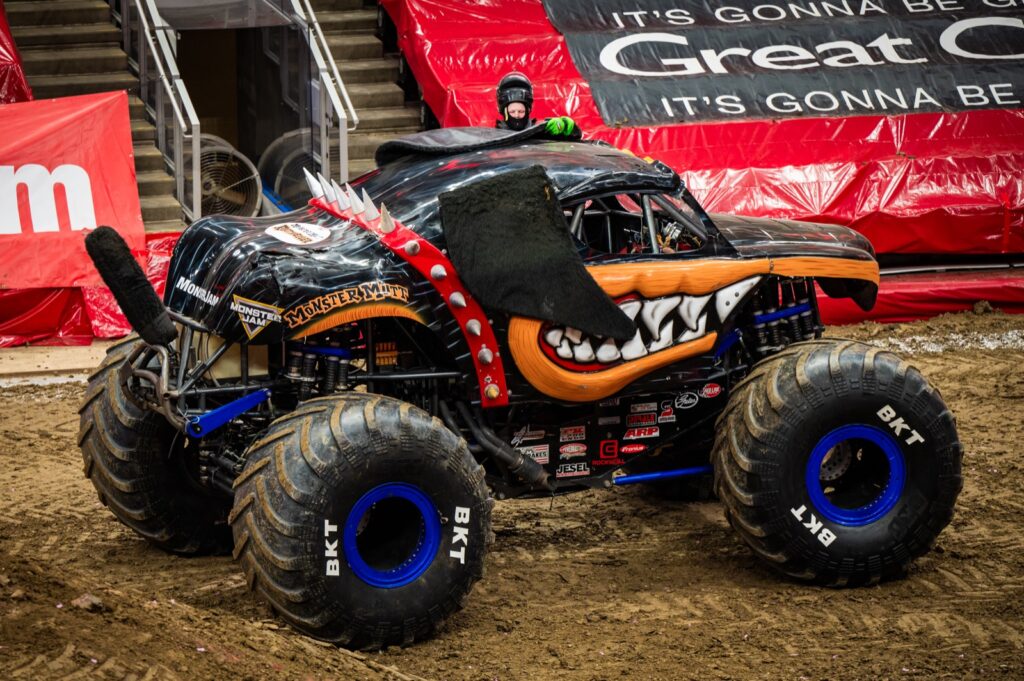 GALLERY Monster Jam Rogers Place